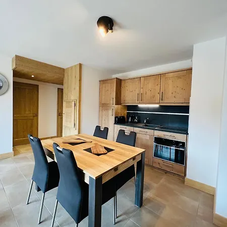 Les Saisies : Appart. 6 Pers, 2 Ch, 2 Sdb, Parking, Wifi - Fr-1-293-385